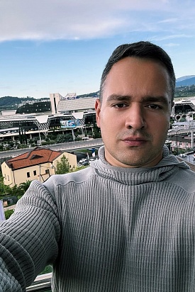 Плешаков Руслан